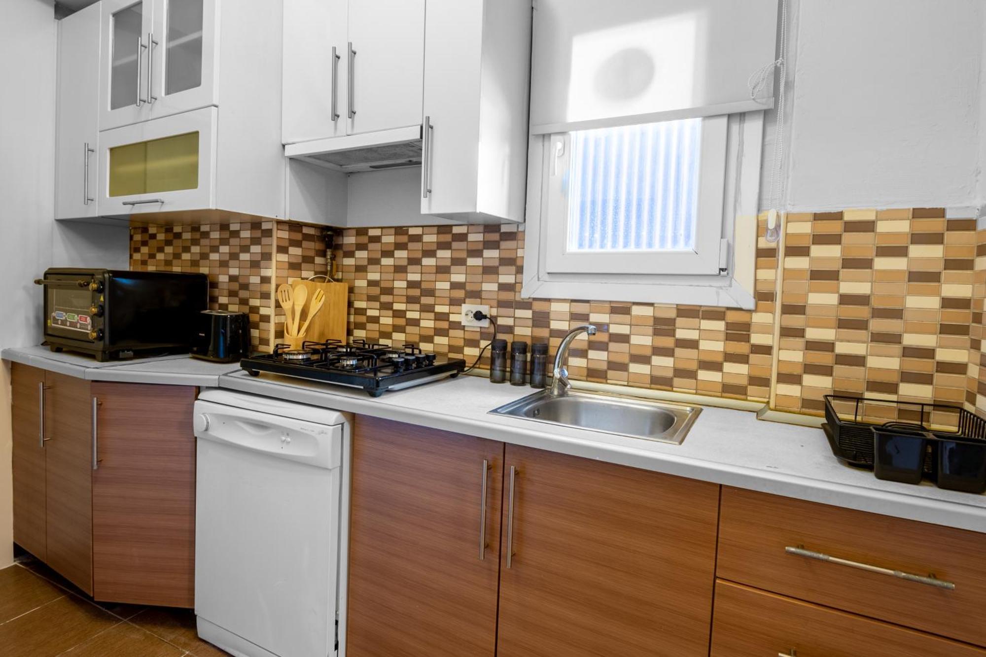 Fully Equipped & Modern Designed Spectacular 3br Apartament *